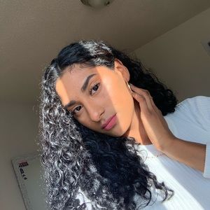 Meet your Posher, Diana